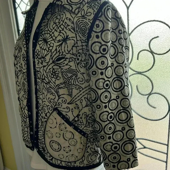 YAK MAGIK JACKET REVERSABLE Black and White pattern size Large - Picture 3 of 12